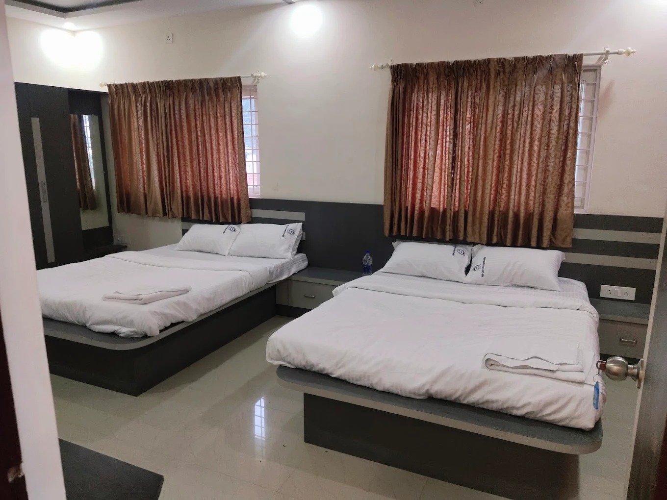 Boarding and lodging facility